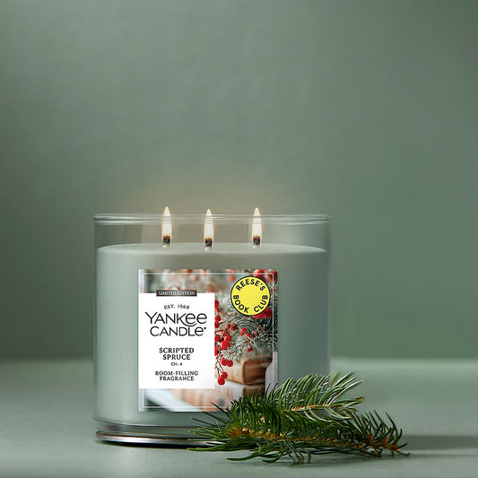 Scripted Spruce 3-Wick Candle - US 64633