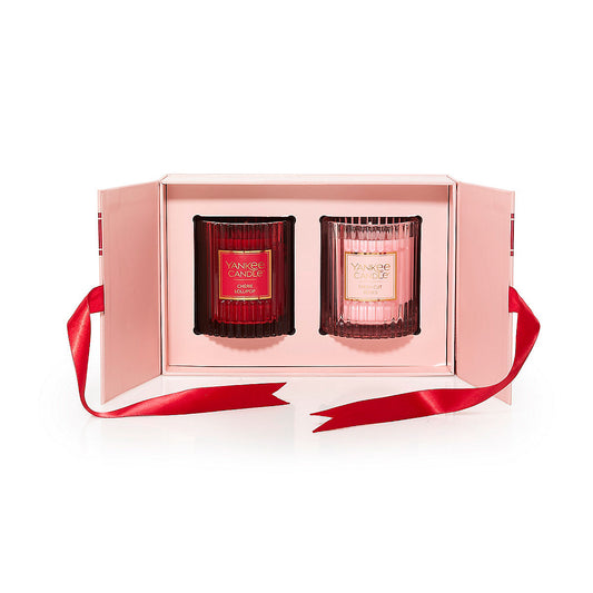 Love Is in the Air Fluted Candle Gift Set - US 07443