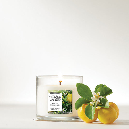 Spring Herbarium Small Tumbler Candle - US 89042
