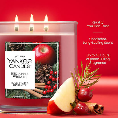 Red Apple Wreath 3-Wick Candle - US 05103