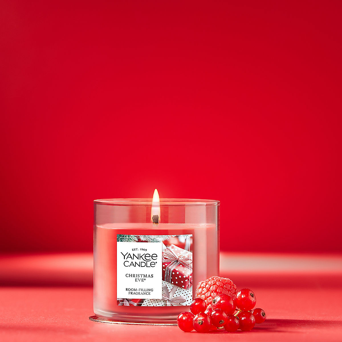 Christmas Eve® Small Tumbler Candle - US 86771