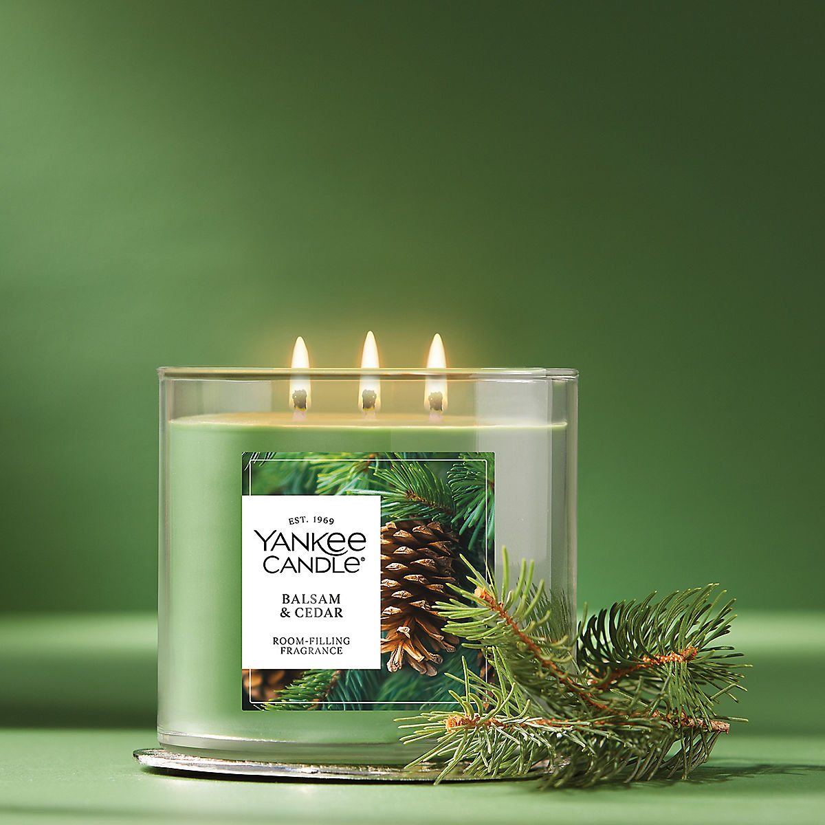 Balsam & Cedar 3-Wick Candle - US 36084