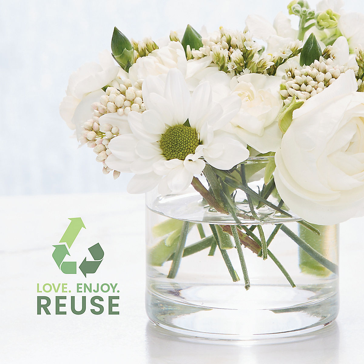 Fresh Cut Roses Small Tumbler Candle - US 93670
