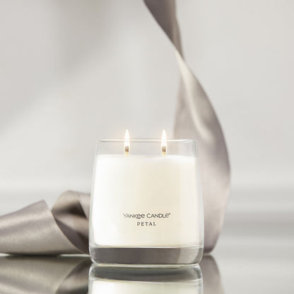 Petal Premium Two-Wick 12oz Candle - US 48163