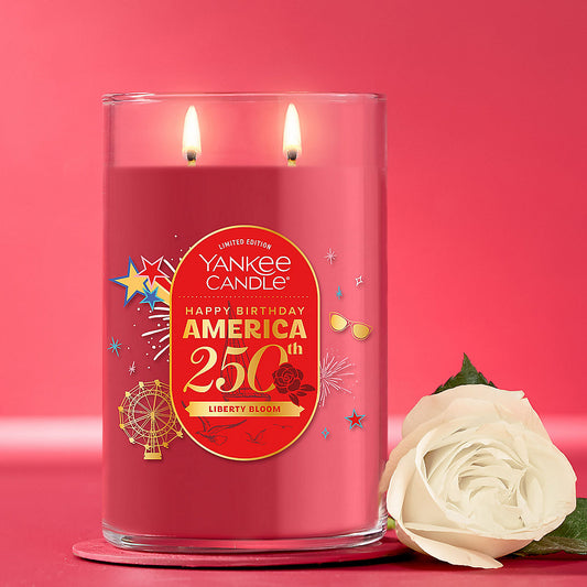 Liberty Bloom Large Tumbler Candle - US 54249