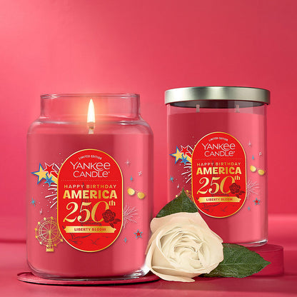 Liberty Bloom Large Tumbler Candle - US 54249
