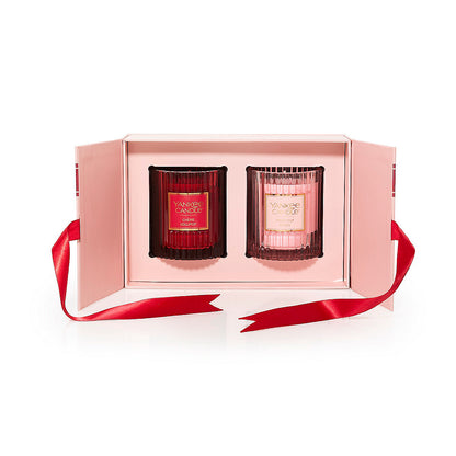 Love Is in the Air Fluted Candle Gift Set - US 07443