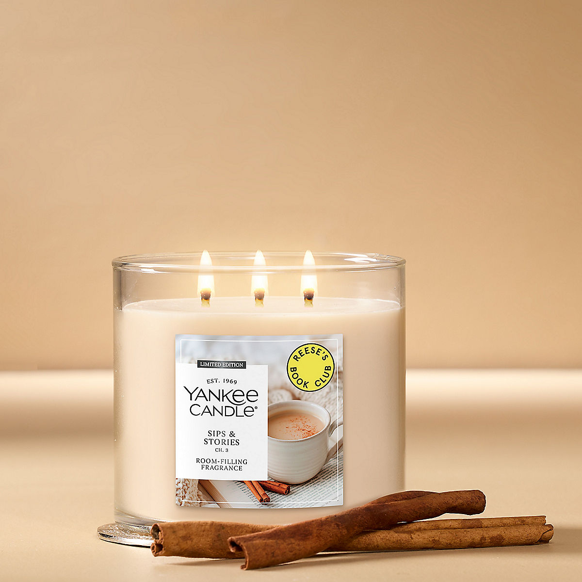 Sips & Stories 3-Wick Candle - US 07565