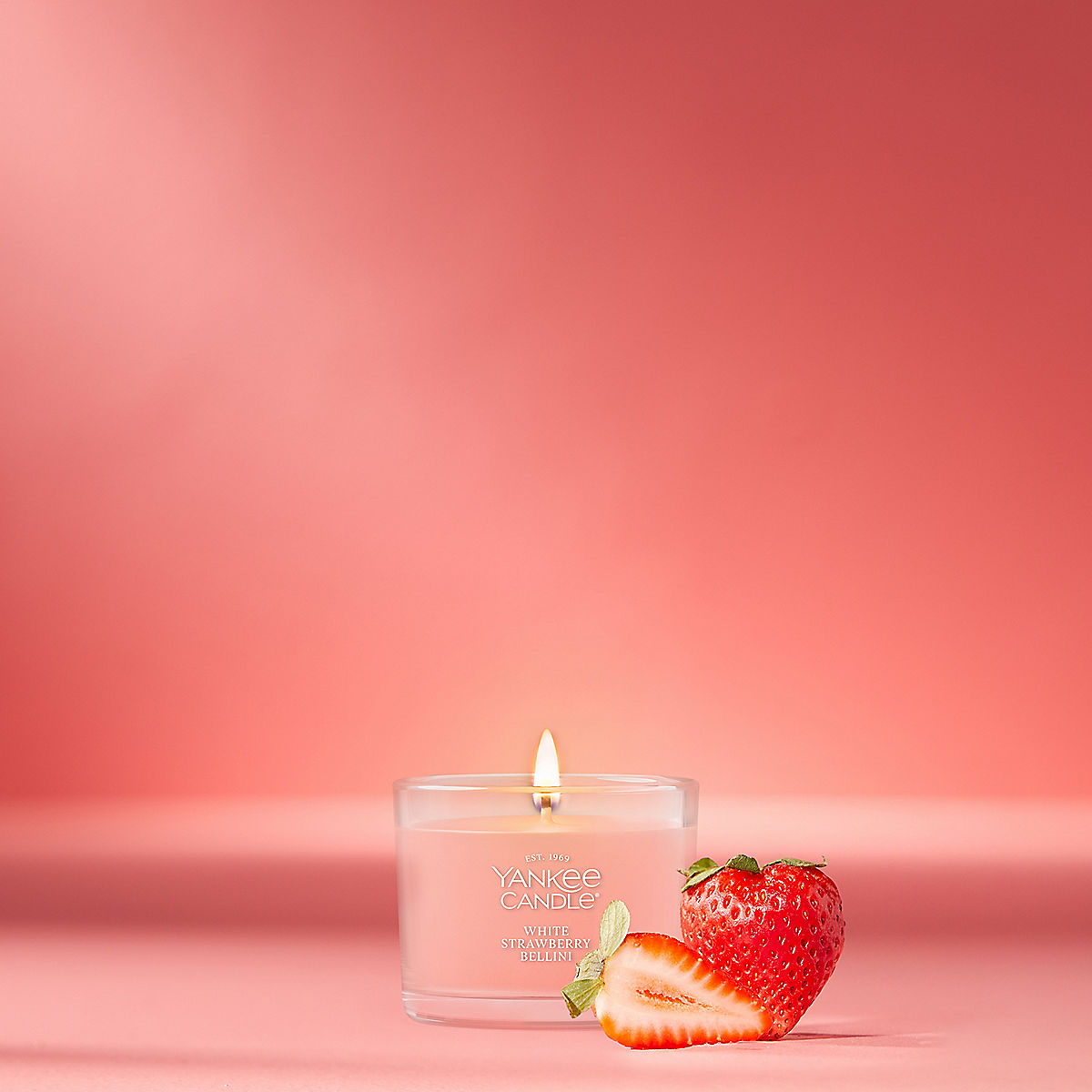 White Strawberry Bellini Mini Candle - US 86484