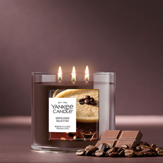 Espresso Martini 3-Wick Candle - US 61645