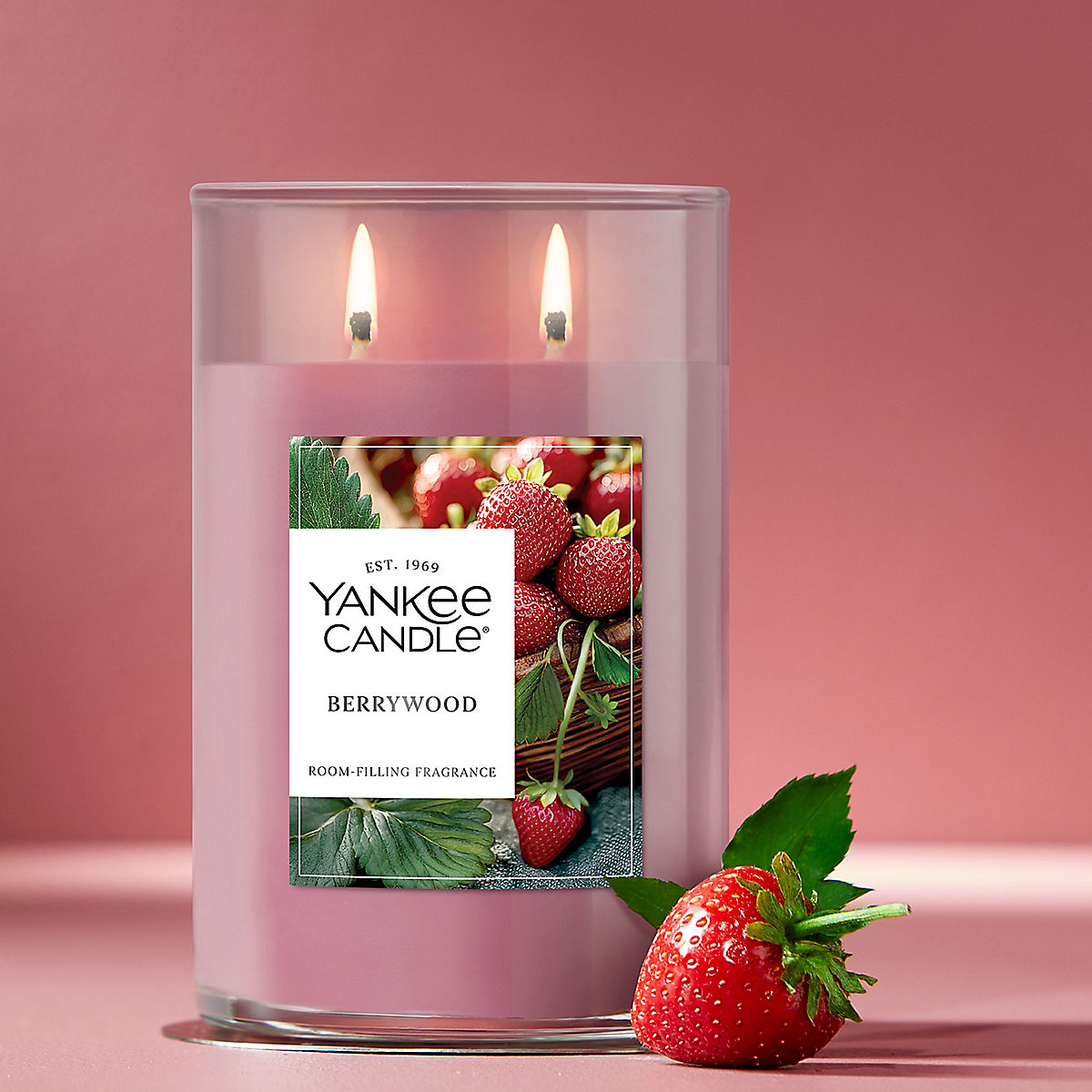 Berrywood Large Tumbler Candle - US 32221