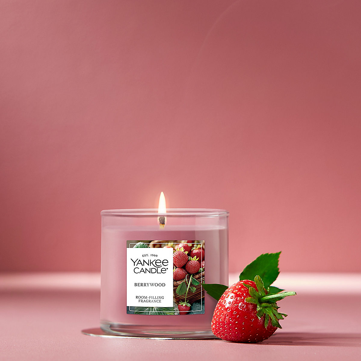 Berrywood Small Tumbler Candle - US 20980