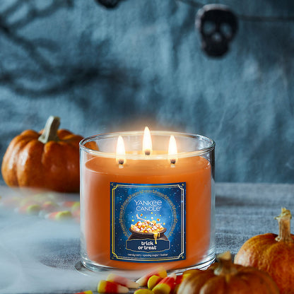 Trick or Treat® 3-Wick Candle - US 70095