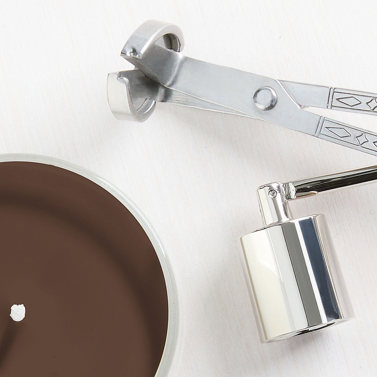 Chocolate Layer “Cackle” Original Large Jar Candle - US 11899